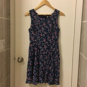 Flowery semiformal dress